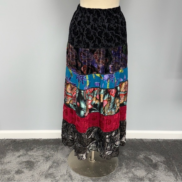 Velvet Maxi Skirt Chicos 0 (US Small) Black Silk Blend Burnout Patchwork Boho - Picture 4 of 9